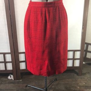 Talbots petites red and black plaid sz8 pencil skirt